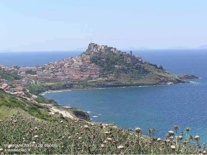 Vittoria Paradise It Castelsardo Sardegna Exterior photo